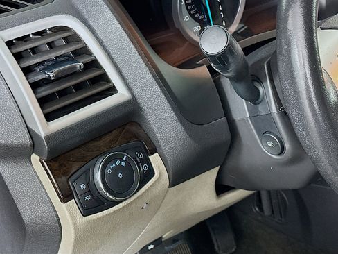 Used 2013 Ford Explorer Limited FWD image 17