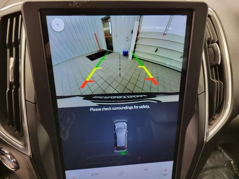 Used 2024 Ford Edge Titanium image 14