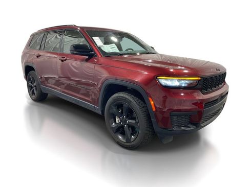 Used 2023 Jeep Grand Cherokee L Laredo AWD/4WD image 5