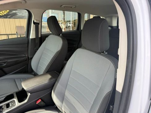 Used 2018 Ford Escape S FWD image 9