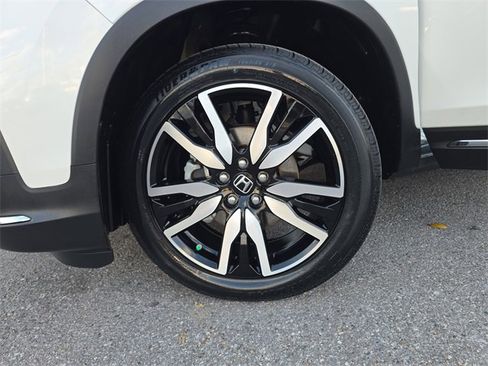 Used 2022 Honda Pilot Touring image 32
