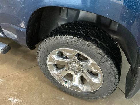 Used 2022 RAM 1500 Big Horn AWD/4WD image 16