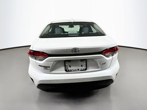 Used 2026 Toyota Corolla LE FWD image 6