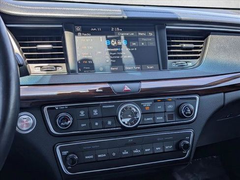 Used 2019 Kia Cadenza Technology FWD image 15