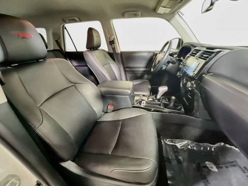 Certified 2023 Toyota 4Runner TRD Off-Road Premium AWD/4WD image 24