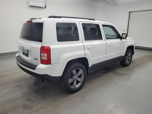 Used 2015 Jeep Patriot High Altitude AWD/4WD image 10