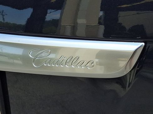 Used 2013 Cadillac XTS Premium AWD/4WD image 33