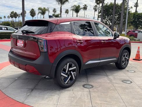 New 2026 Nissan Kicks SV w/ SV Premium Package image 7