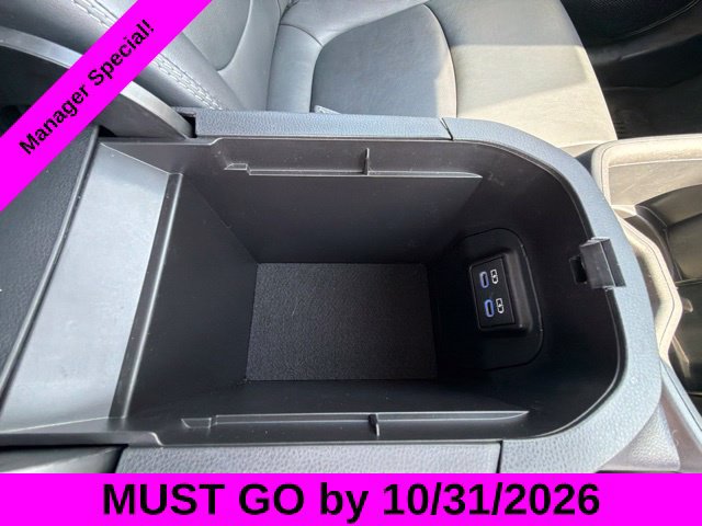 Used 2022 Toyota RAV4 XLE Premium FWD image 31