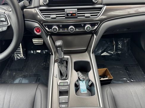 Used 2021 Honda Accord Sport Special Edition image 11