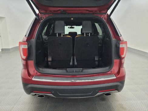 Used 2018 Ford Explorer Limited image 29