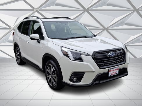 Used 2024 Subaru Forester Limited AWD/4WD image 2