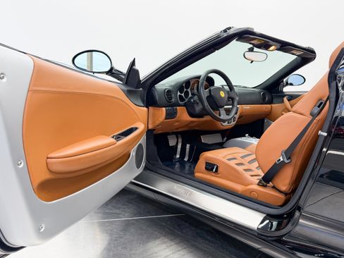 Used 2004 Ferrari 360 Spider RWD image 21