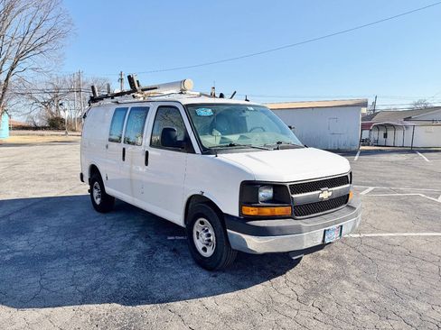 Used 2014 Chevrolet Express 2500 2500 3dr Cargo Van w/1WT image 3
