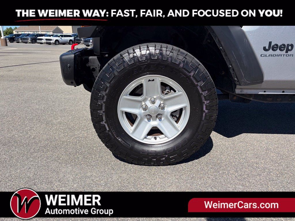 Used 2020 Jeep Gladiator Sport w/ Quick Order Package 23S AWD/4WD image 10