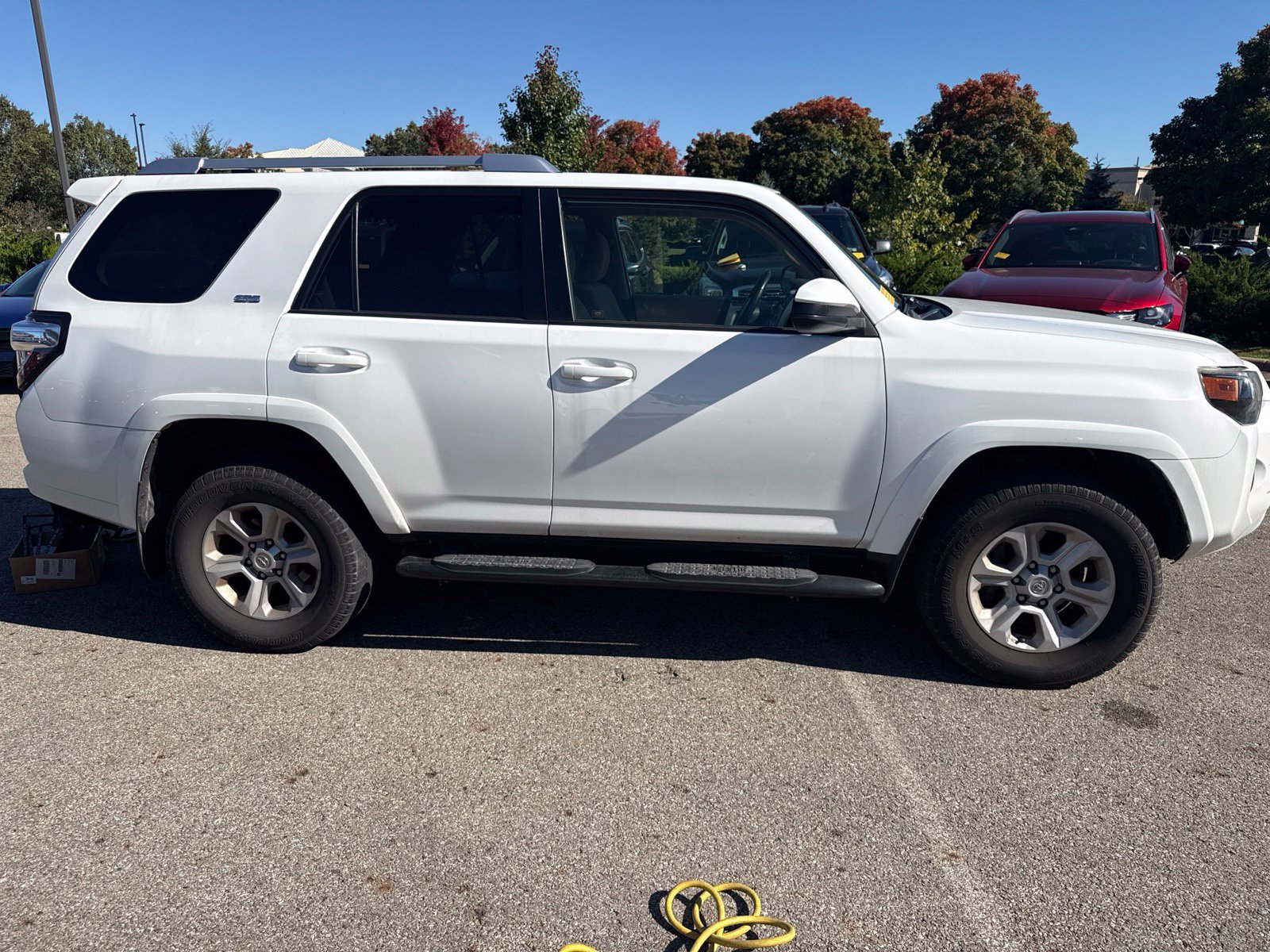 Used 2016 Toyota 4Runner SR5 AWD/4WD image 4