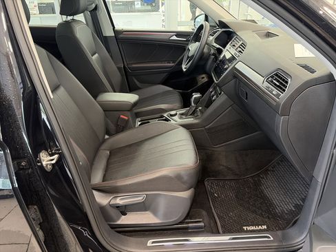 Used 2024 Volkswagen Tiguan Wolfsburg Edition AWD/4WD image 30