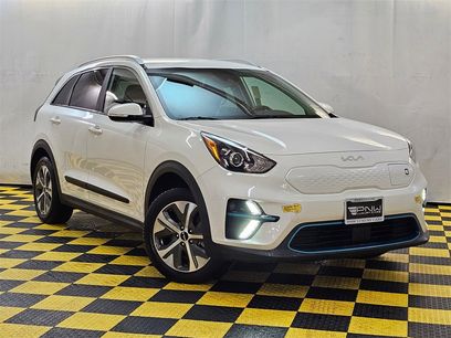 Used 2022 Kia Niro EX