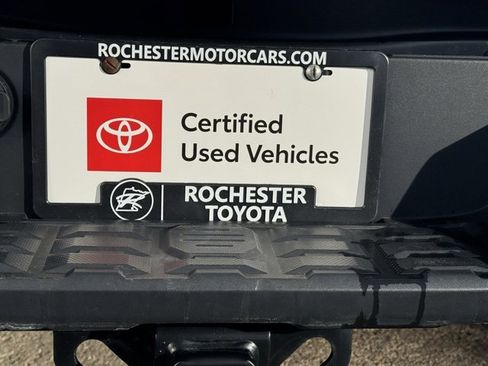 Used 2022 Toyota Tacoma SR5 w/ Trail Edition image 42