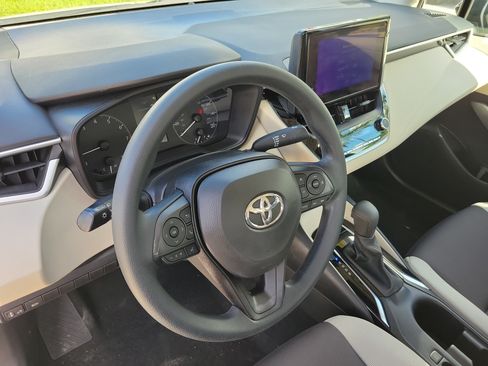 Certified 2024 Toyota Corolla LE FWD image 22