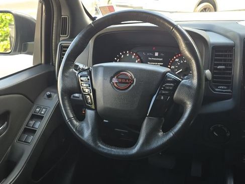 Used 2022 Nissan Frontier PRO-4X w/ Pro-4X Premium Package AWD/4WD image 35