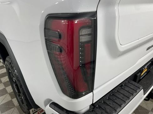 New 2026 GMC Sierra 2500 AT4 w/ AT4 Premium Plus Package AWD/4WD image 13