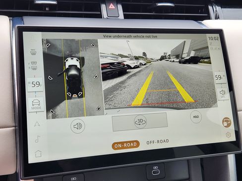 Certified 2025 Land Rover Discovery Sport S image 23