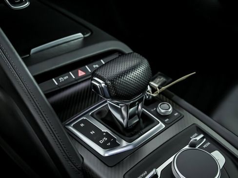 Used 2017 Audi R8 V10 plus AWD/4WD image 38