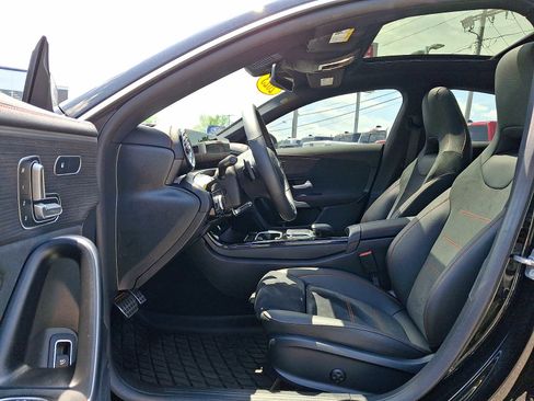 Used 2023 Mercedes-Benz CLA 250 4MATIC image 14