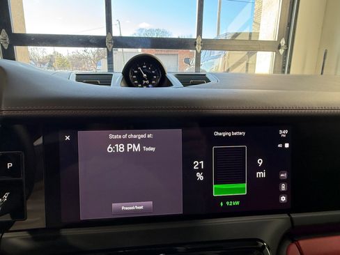 Used 2025 Porsche Panamera 4 image 48