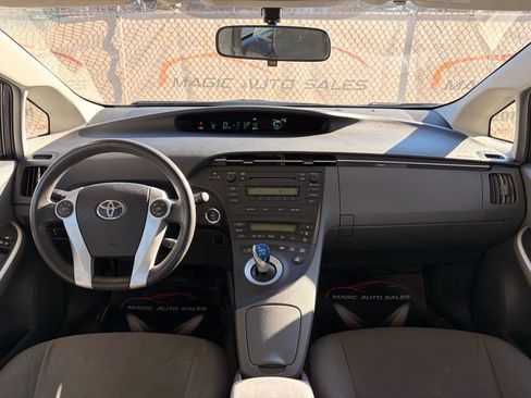 Used 2011 Toyota Prius Two image 27