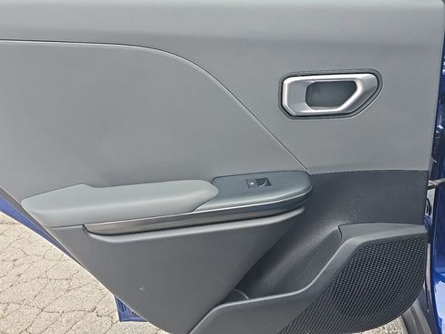 Used 2025 Kia K4 FWD image 12