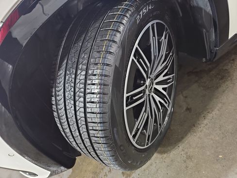 Certified 2023 Mercedes-Benz EQS 580 4MATIC SUV image 34