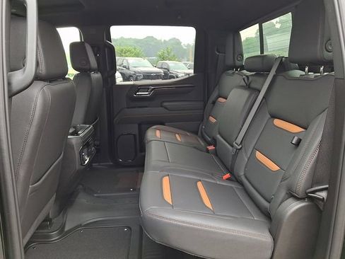Used 2025 GMC Sierra 1500 AT4 w/ AT4 Premium Package AWD/4WD image 20