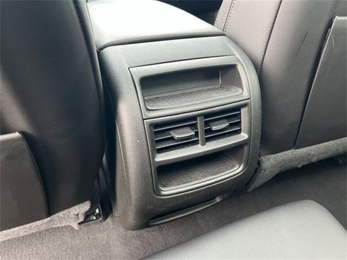 Certified 2025 Cadillac XT5 Premium Luxury image 22