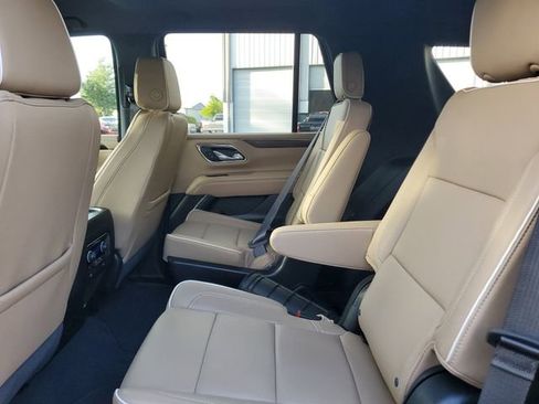 Used 2024 Chevrolet Tahoe Premier w/ Max Trailering Package AWD/4WD image 9