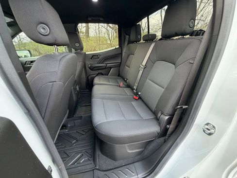 Used 2024 Chevrolet Colorado Trail Boss w/ Technology Package image 15