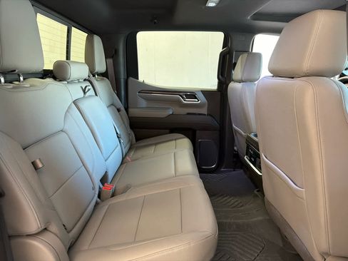 Used 2024 Chevrolet Silverado 1500 LTZ w/ LTZ Premium Package image 29