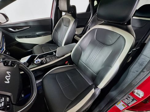 Used 2023 Kia EV6 GT-Line image 16