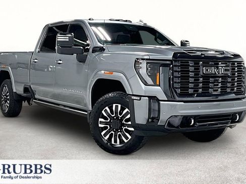 Used 2024 GMC Sierra 3500 Denali Ultimate AWD/4WD image 1