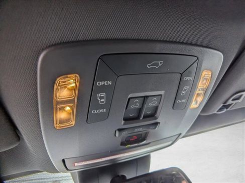 Used 2021 Toyota Sienna XSE image 20