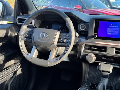 New 2025 Toyota 4Runner SR5 image 7