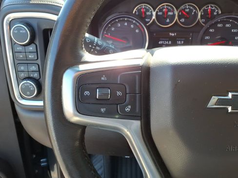 Used 2020 Chevrolet Silverado 1500 RST w/ Texas Edition AWD/4WD image 10