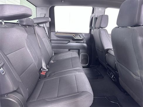 Used 2025 Chevrolet Silverado 2500 LT w/ Convenience Package image 28