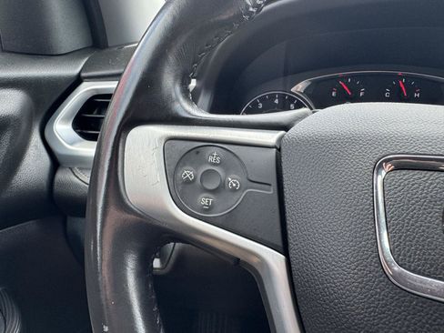 Used 2018 GMC Acadia SLT AWD/4WD image 18