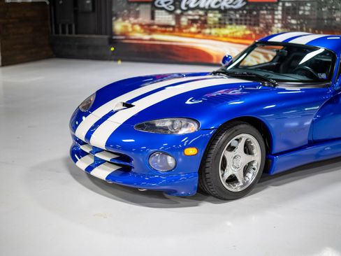 Used 1996 Dodge Viper GTS RWD image 11