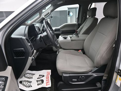 Used 2017 Ford F150 XLT w/ Equipment Group 302A Luxury RWD image 5