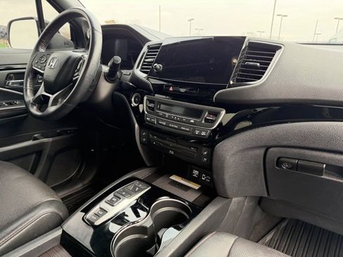 Used 2022 Honda Pilot Black Edition image 10