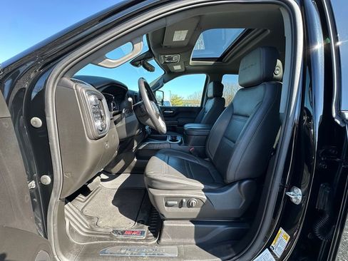 Used 2023 GMC Sierra 2500 Denali w/ Denali Ultimate Package image 2
