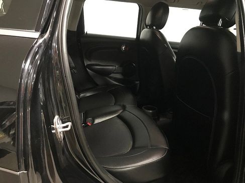 Used 2015 MINI Cooper 4-Door Hardtop FWD image 19